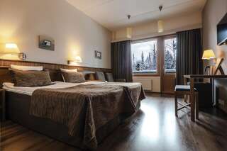 Отель Lapland Hotels Luostotunturi & Amethyst Spa Луосто Улучшенный двухместный номер с 2 отдельными кроватями-1