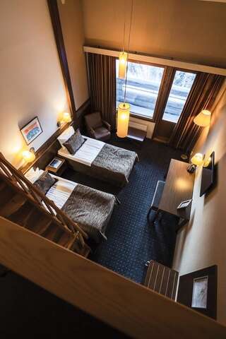 Отель Lapland Hotels Luostotunturi & Amethyst Spa Луосто Улучшенный семейный номер-1